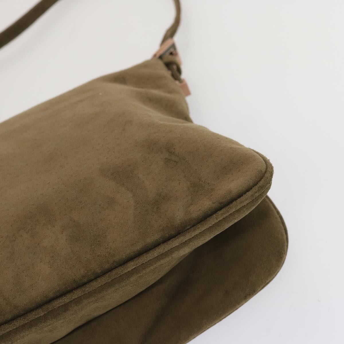 FENDI Mamma Baguette Shoulder Bag Suede Brown yk11030