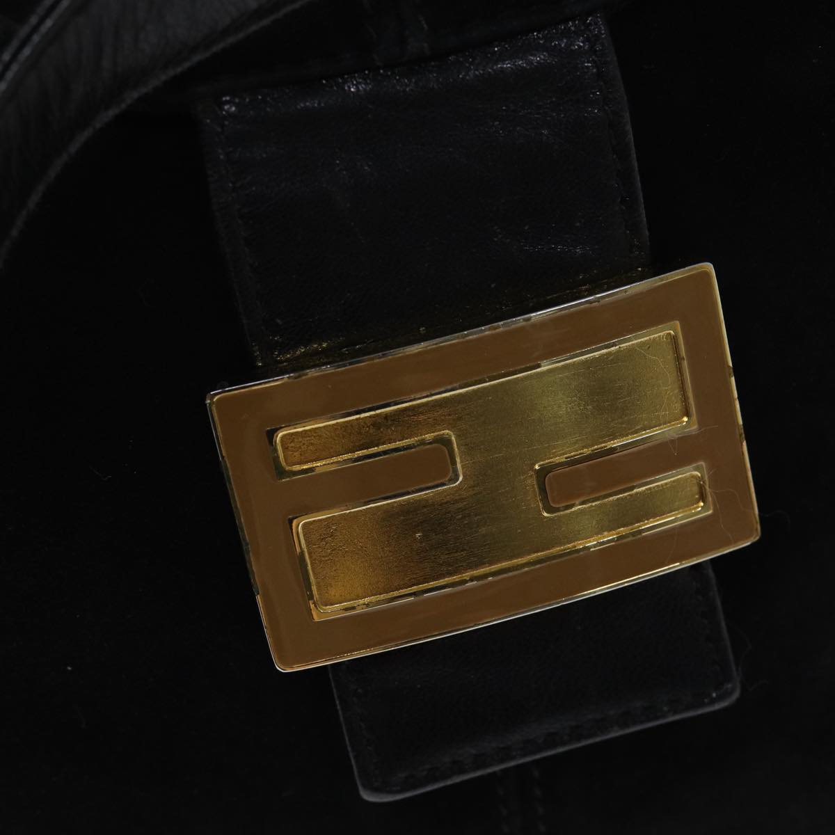 FENDI Mamma Baguette Shoulder Bag Suede Black yk11454