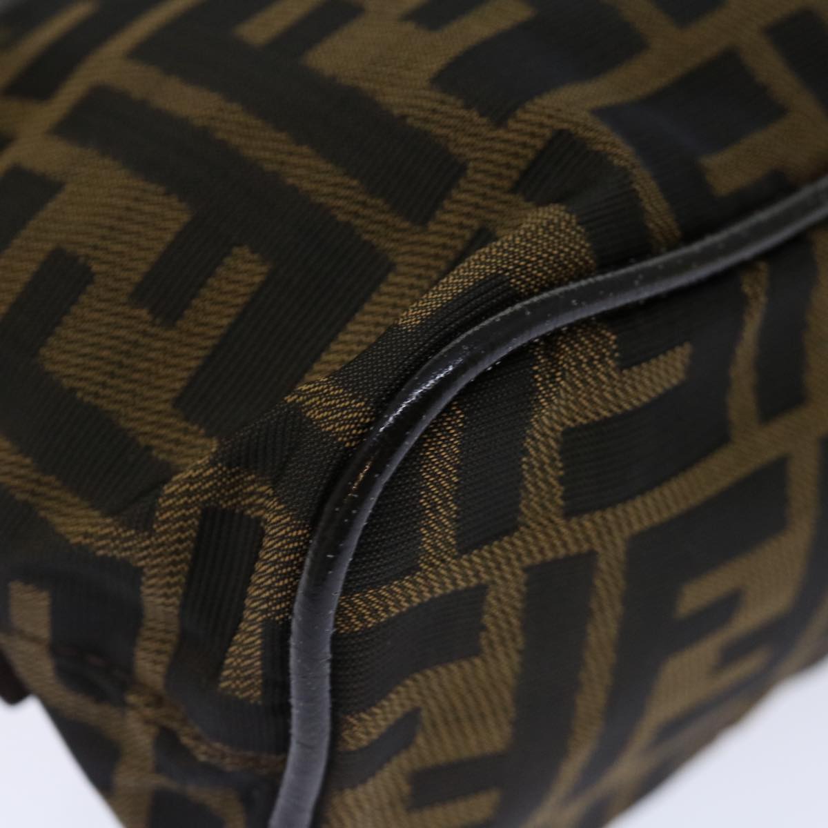 FENDI Zucca Canvas Hand Bag Brown Black yk11574