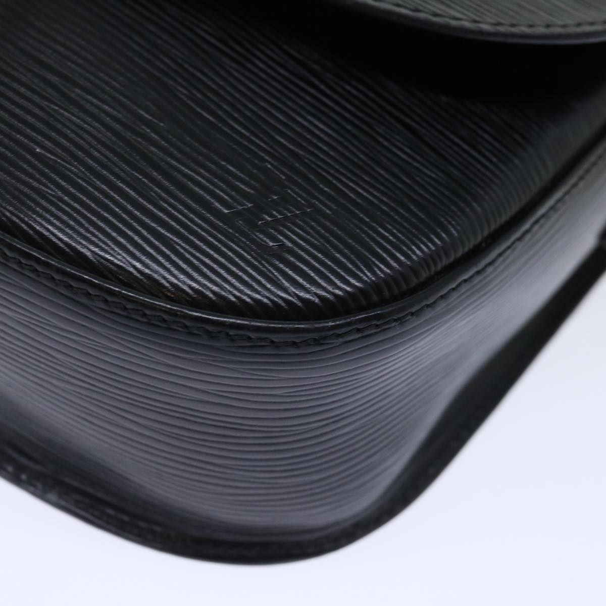 LOUIS VUITTON Epi Saint Cloud GM Shoulder Bag Black M52192 LV yk11746