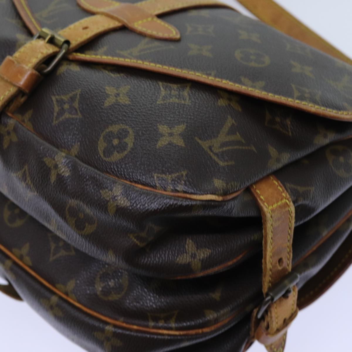 LOUIS VUITTON Monogram Saumur 30 Shoulder Bag M42256 LV yk11804