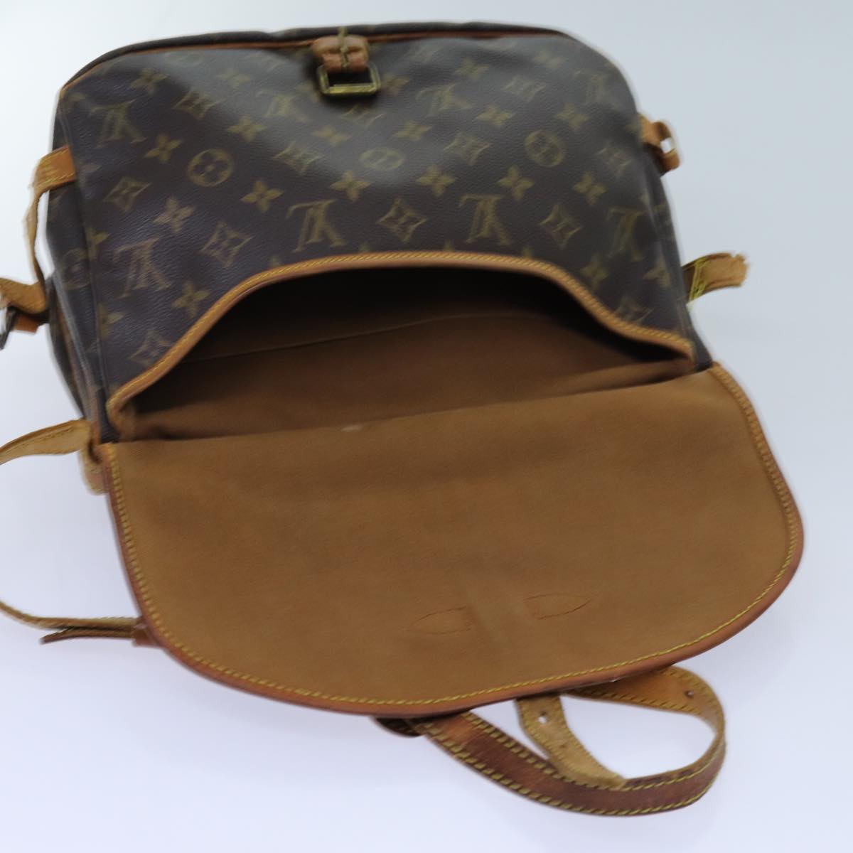 LOUIS VUITTON Monogram Saumur 30 Shoulder Bag M42256 LV yk11804