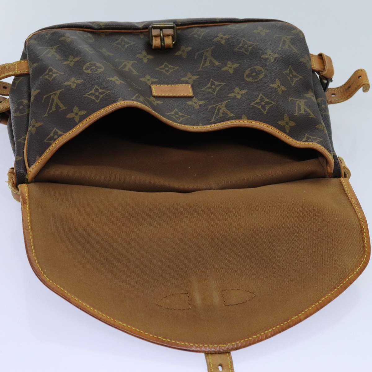 LOUIS VUITTON Monogram Saumur 30 Shoulder Bag M42256 LV yk11804