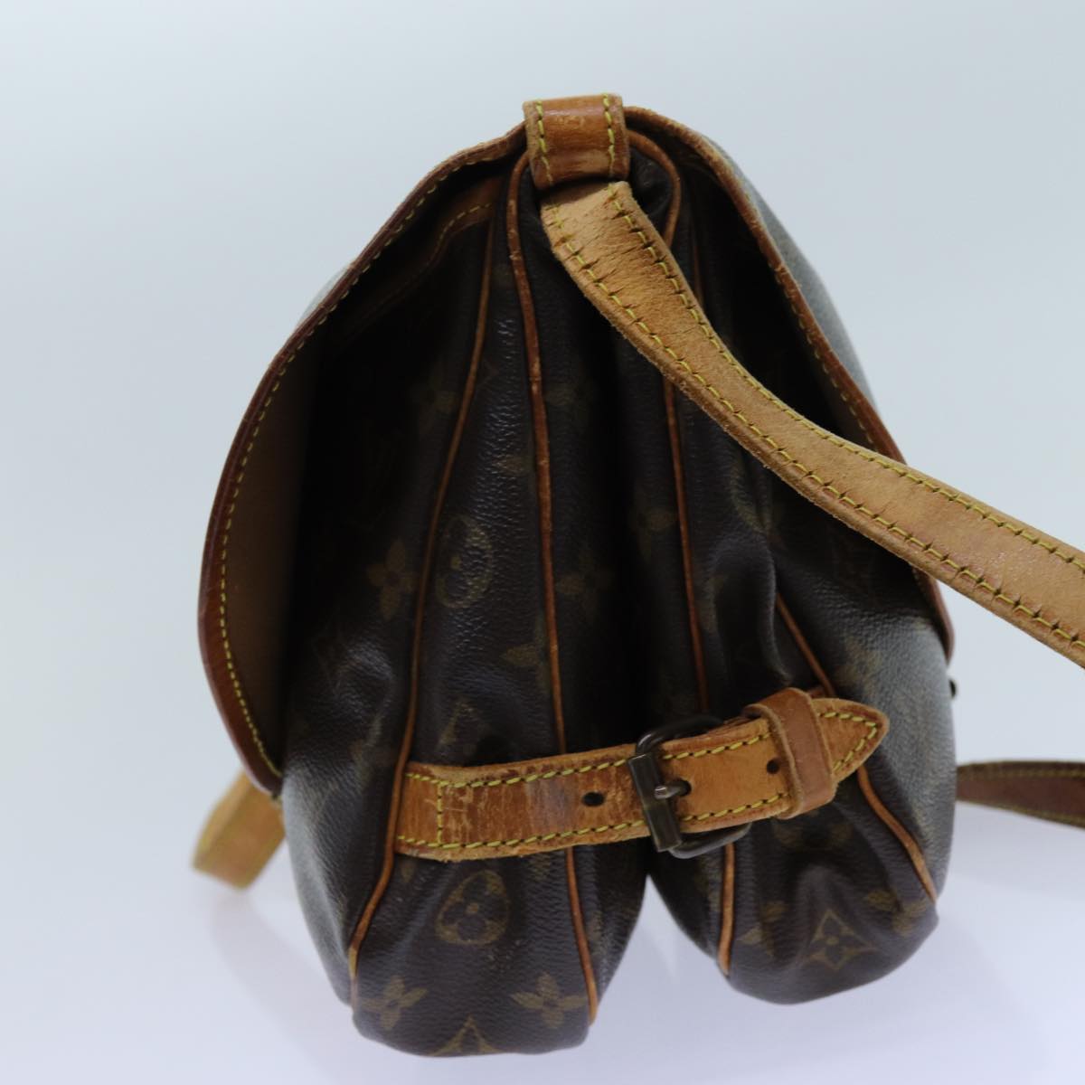 LOUIS VUITTON Monogram Saumur 30 Shoulder Bag M42256 LV yk11804