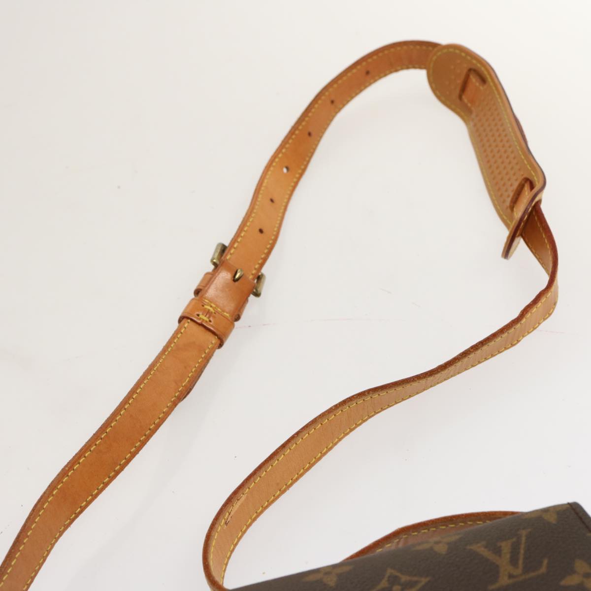 LOUIS VUITTON Monogram Saint Cloud GM Shoulder Bag M51242 LV yk11814