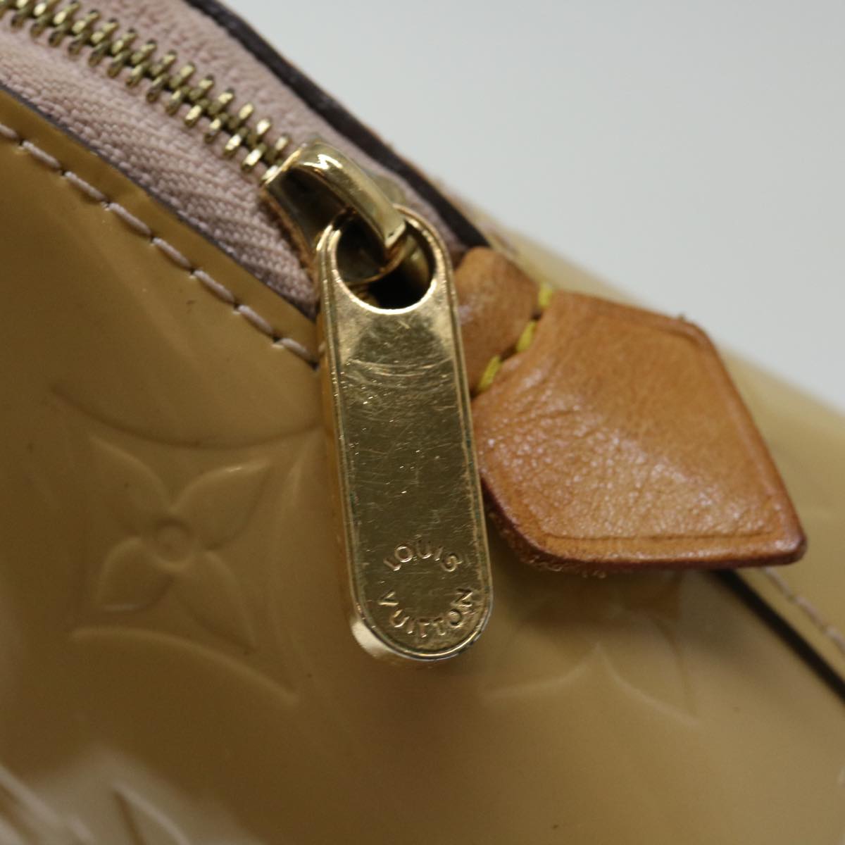 LOUIS VUITTON Vernis Pochette Cosmetic Pouch Rose Angelique M90086 yk11824