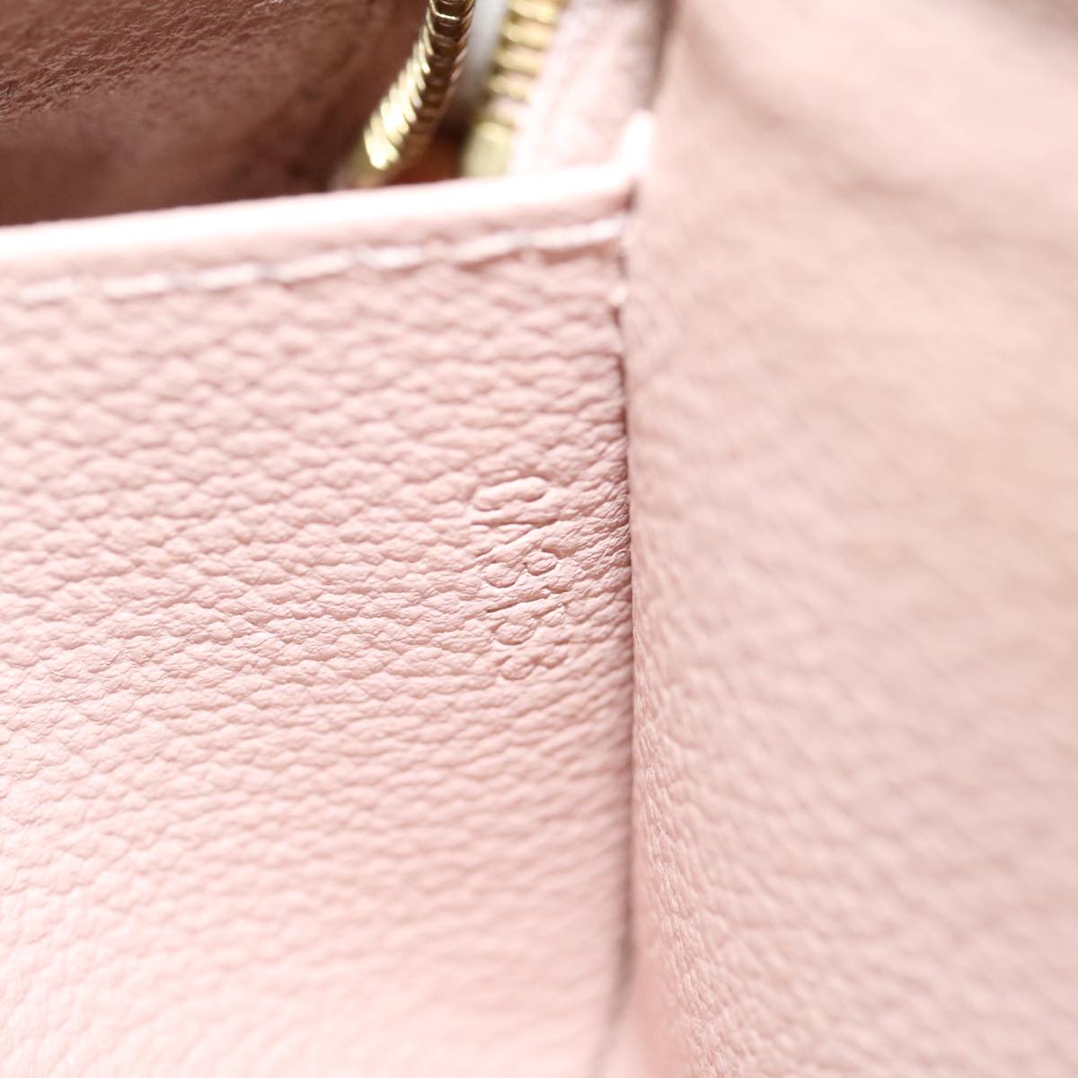 LOUIS VUITTON Vernis Pochette Cosmetic Pouch Rose Angelique M90086 yk11824