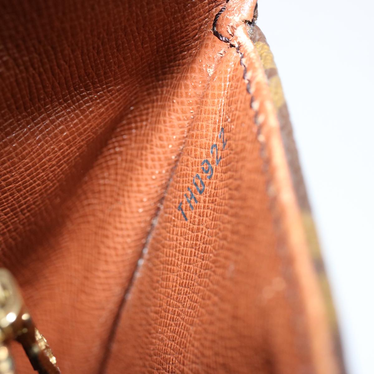 LOUIS VUITTON Monogram Saint Cloud GM Shoulder Bag M51242 LV yk11828