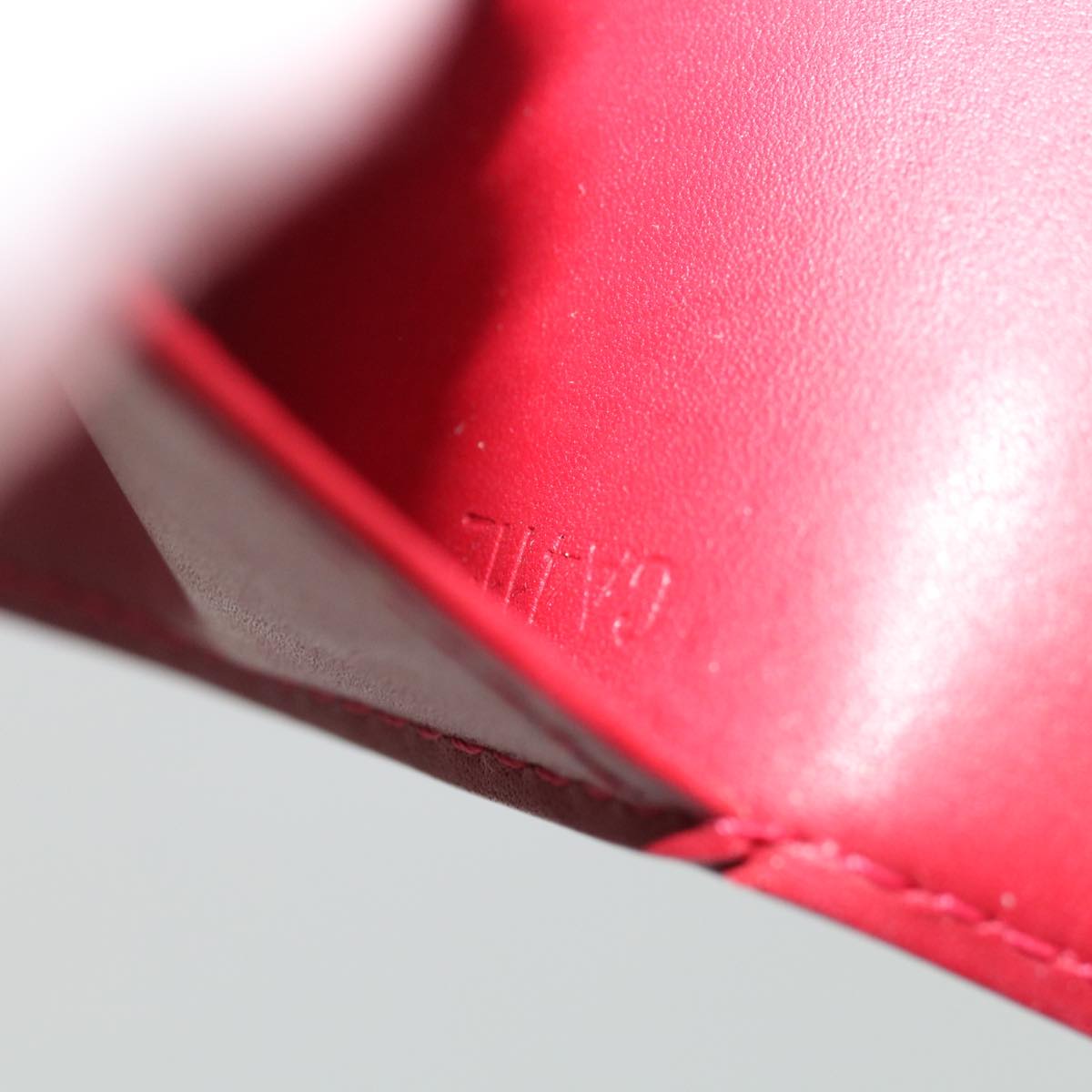 LOUIS VUITTON Vernis Agenda PM Day Planner Pomme D'amour R21016 LV yk11836