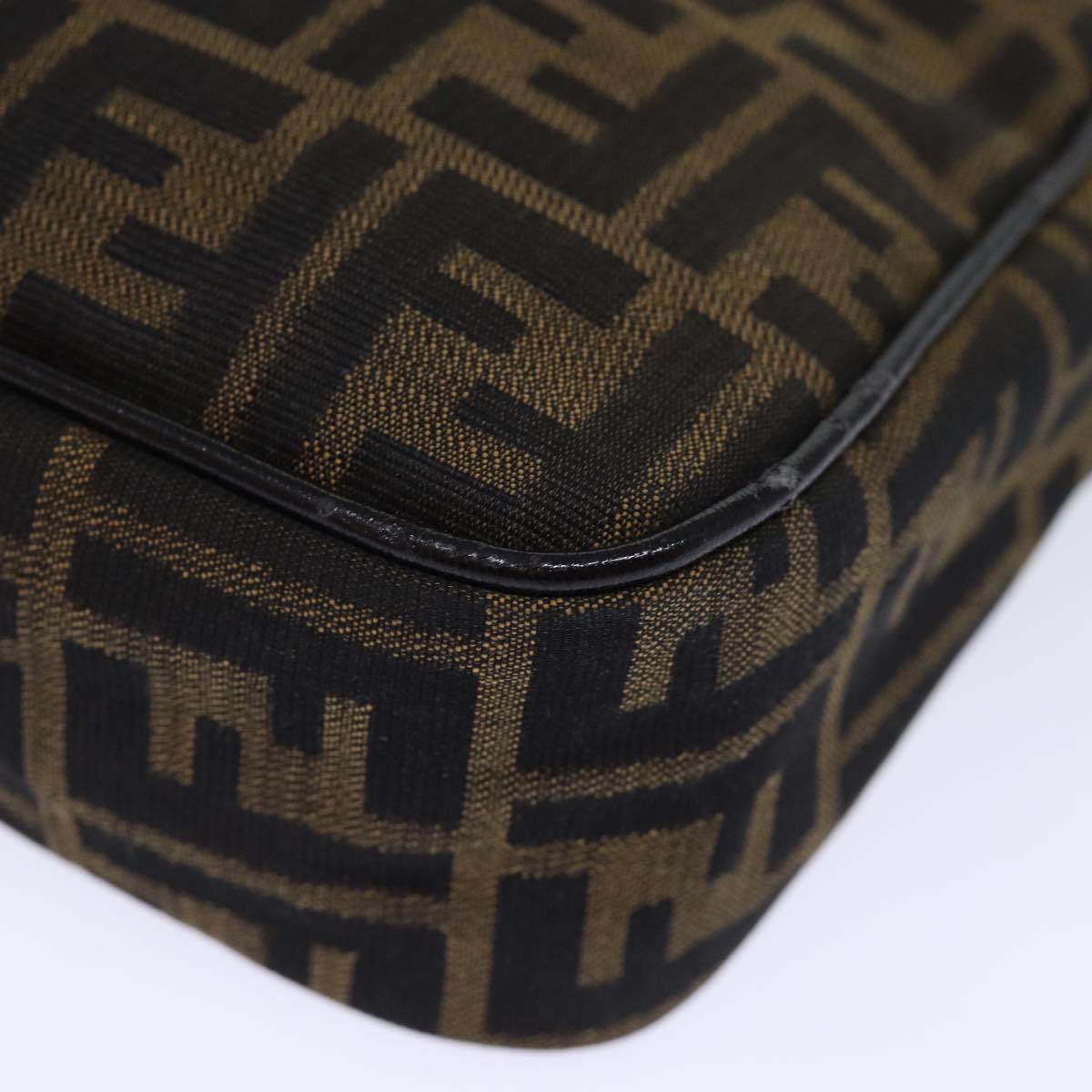 FENDI Zucca Canvas Hand Bag Brown Black yk12507