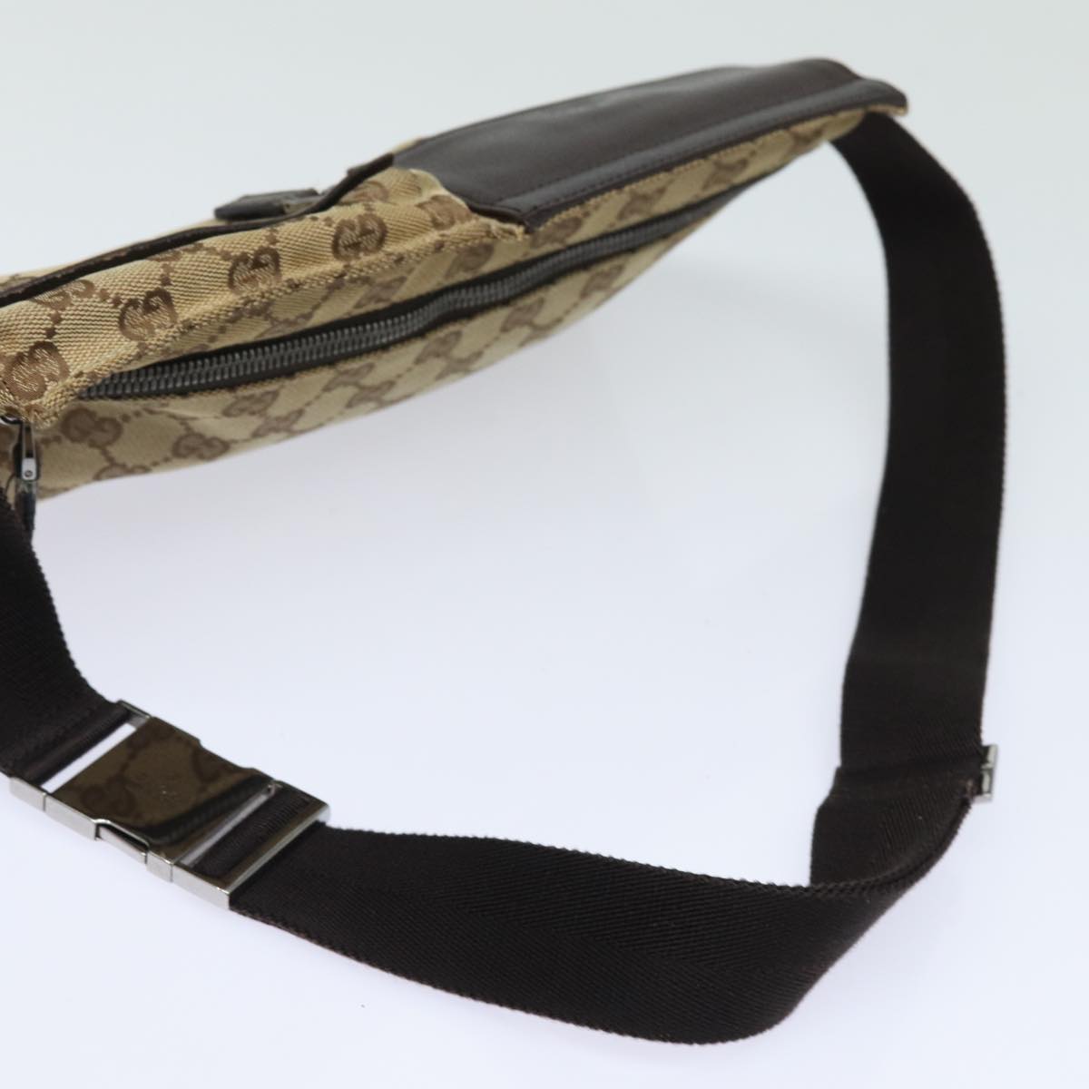 GUCCI GG Canvas Waist bag Beige 28566 yk13396