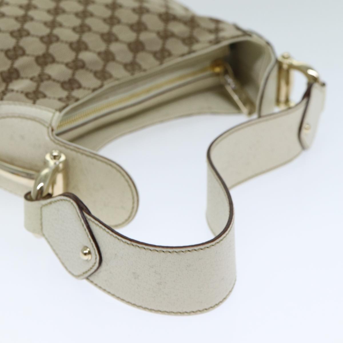 GUCCI GG Canvas Horsebit Shoulder Bag Beige yk13500