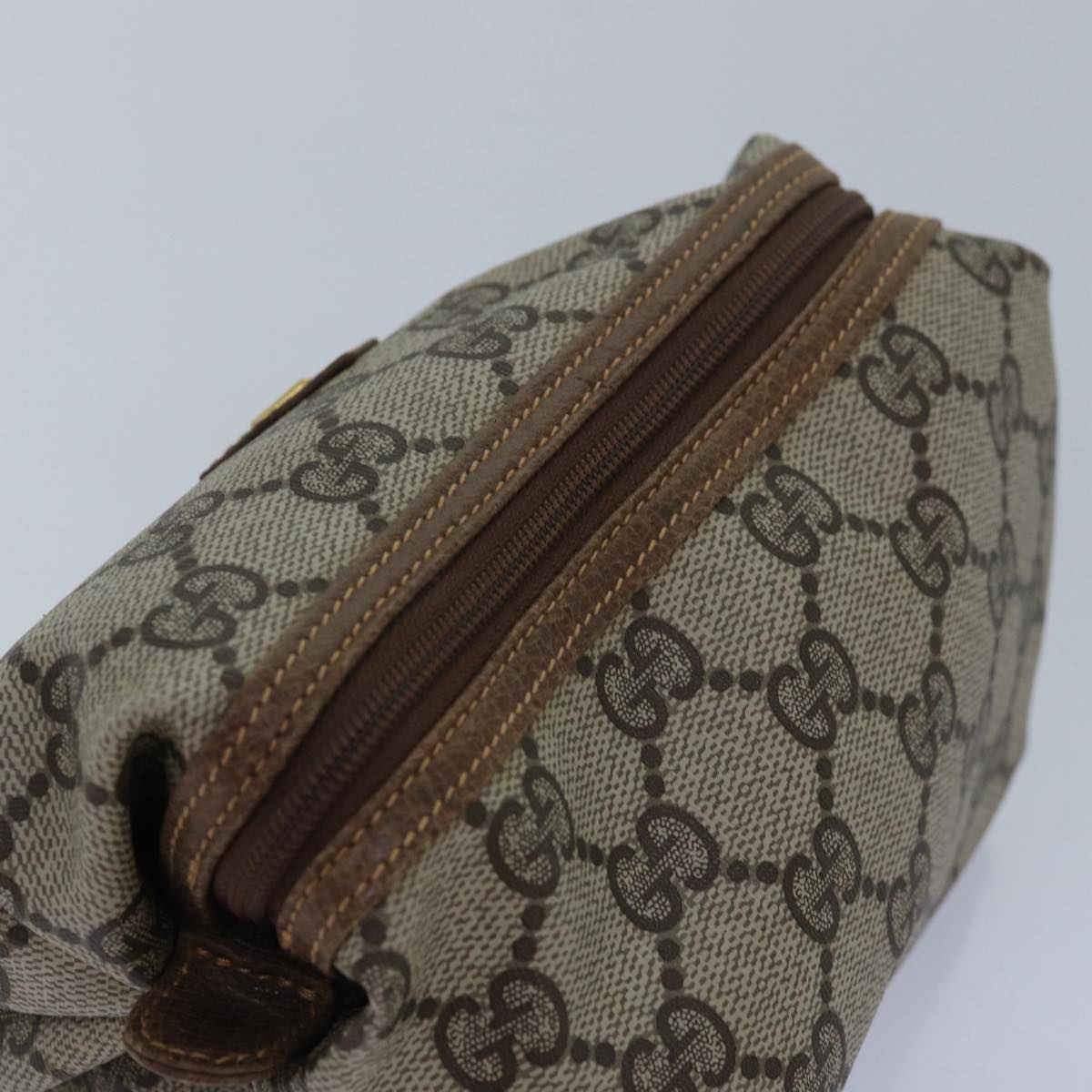 GUCCI GG Supreme Pouch PVC Leather Beige yk13742