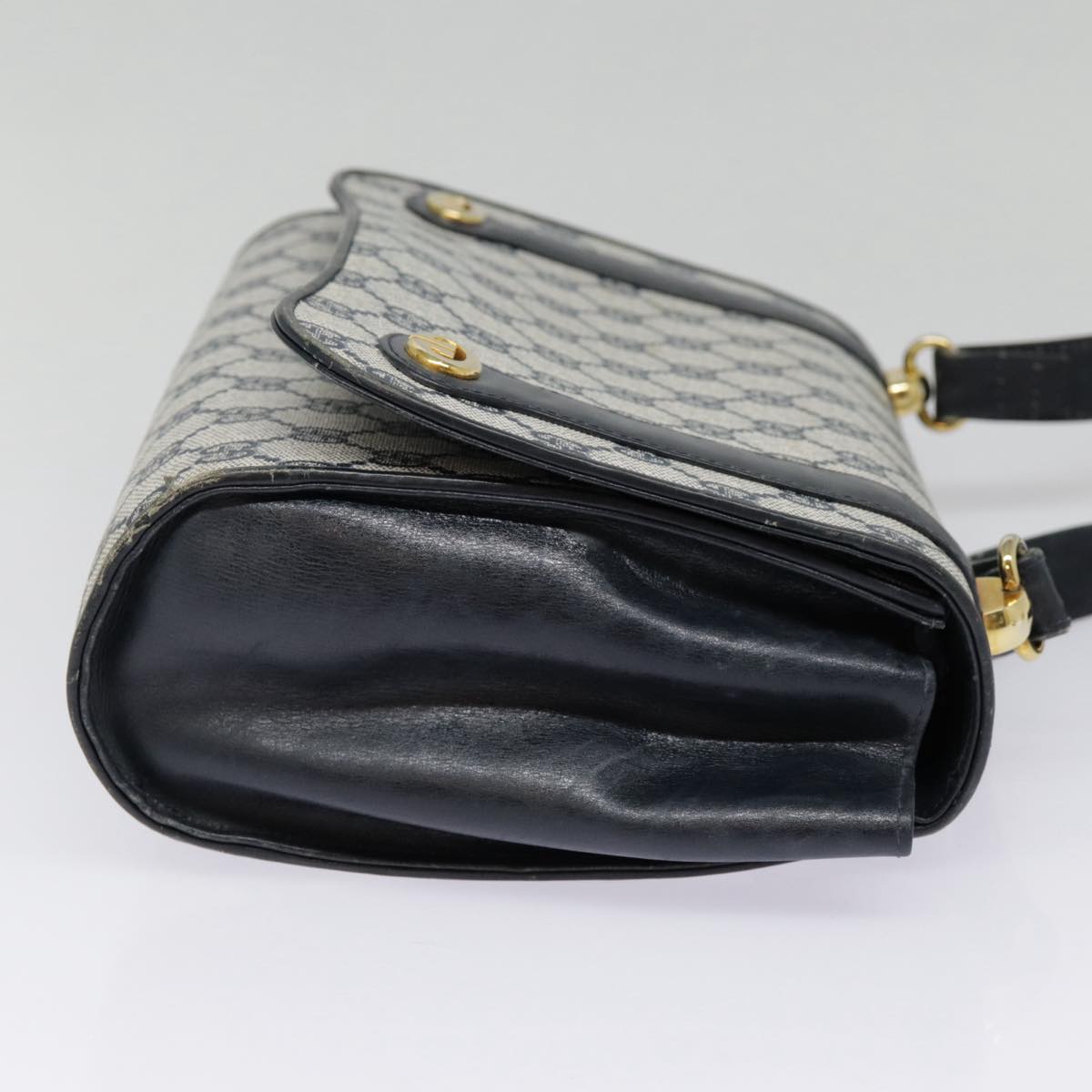 GUCCI GG Supreme Shoulder Bag PVC Navy Gold yk14604