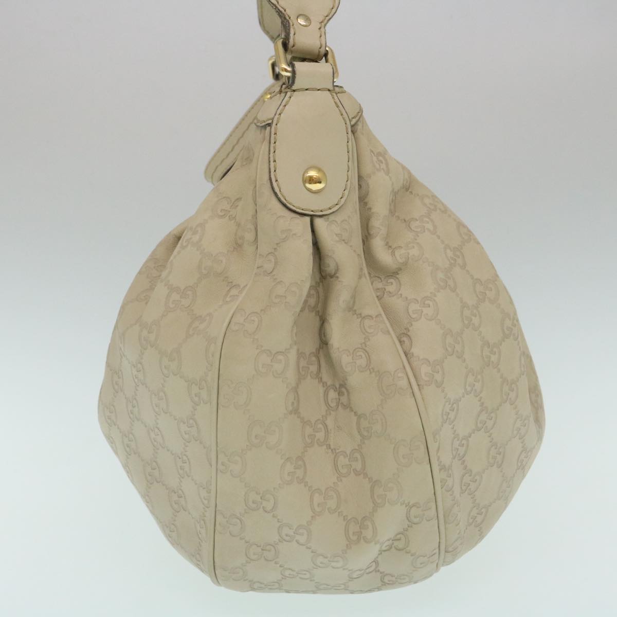 GUCCI Guccissima Shoulder Bag Leather White yk4024