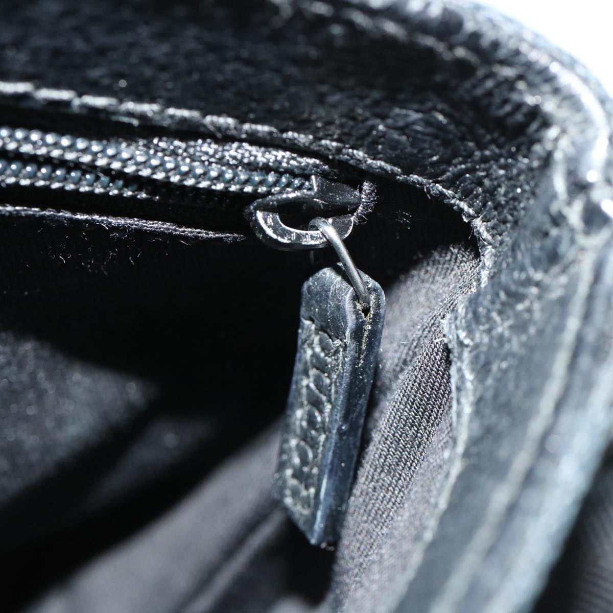 GUCCI GG Canvas Waist Bag Black yk5537