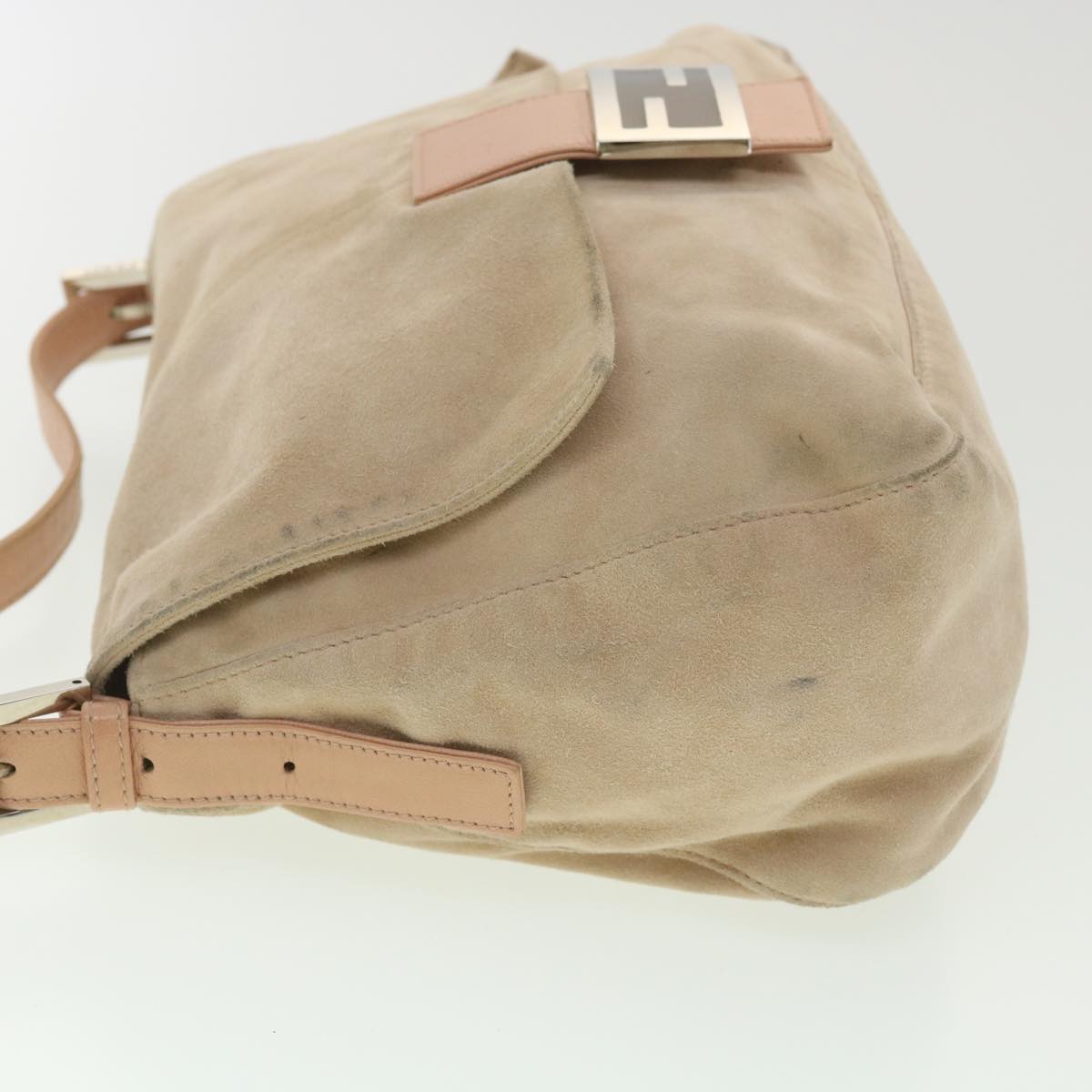 FENDI Mamma Baguette Shoulder Bag Suede Beige yk6145B