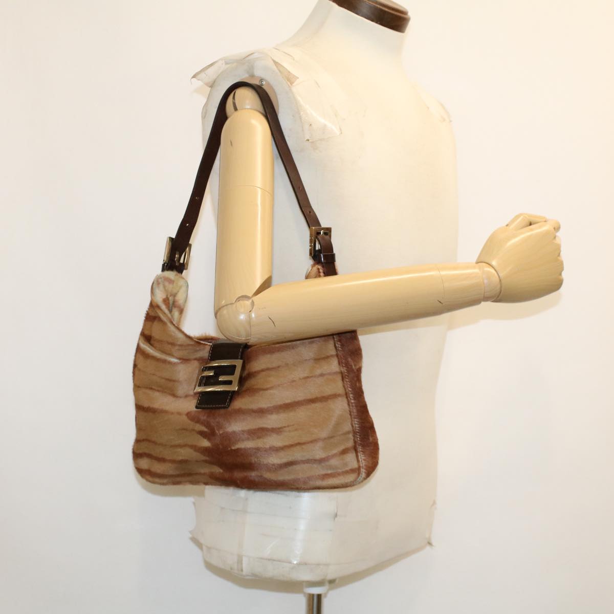 FENDI Mamma Baguette Shoulder Bag Harako leather Brown 2354/26569 yk6885B