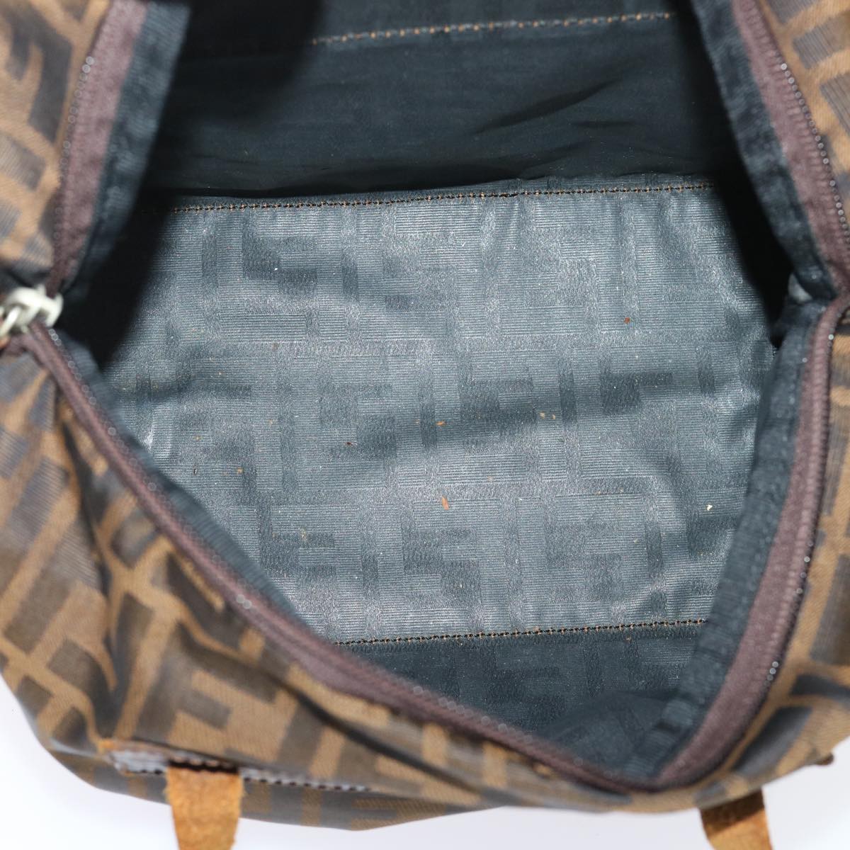 FENDI Zucca Canvas Hand Bag Black Brown yk7844B