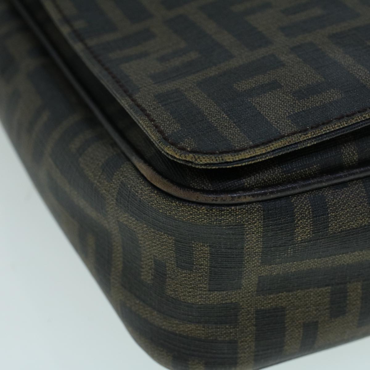 FENDI Zucca Canvas Shoulder Bag Black Brown yk9104