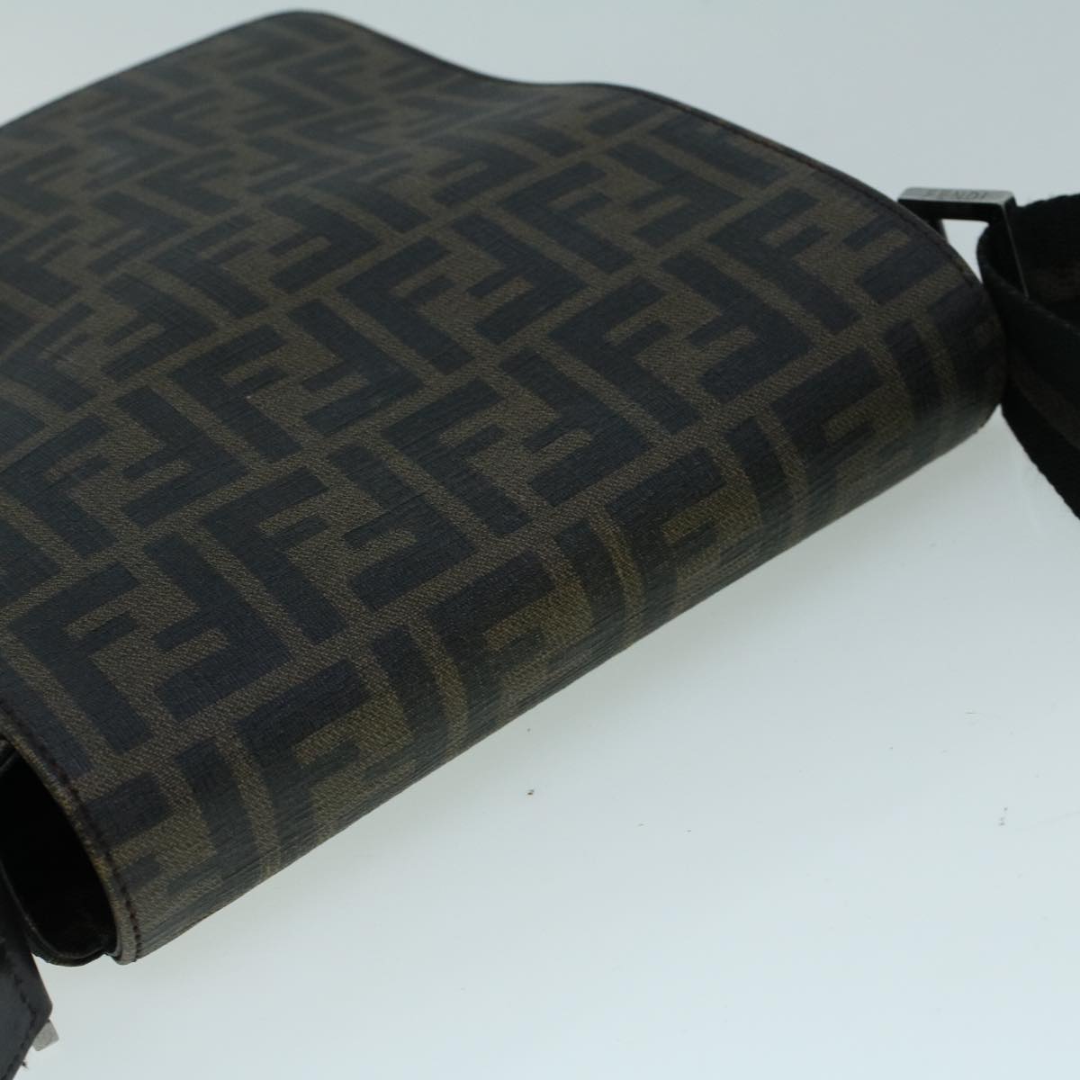 FENDI Zucca Canvas Shoulder Bag Black Brown yk9104