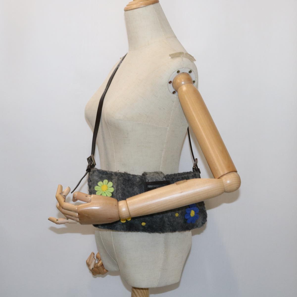 FENDI Flower Mamma Baguette Shoulder Bag Wool Multicolor yk9152