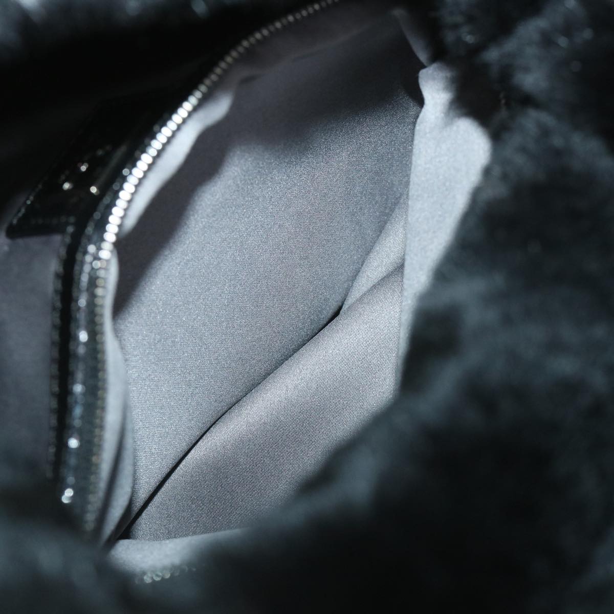 FENDI Mamma Baguette Shoulder Bag Fur Black yk9200