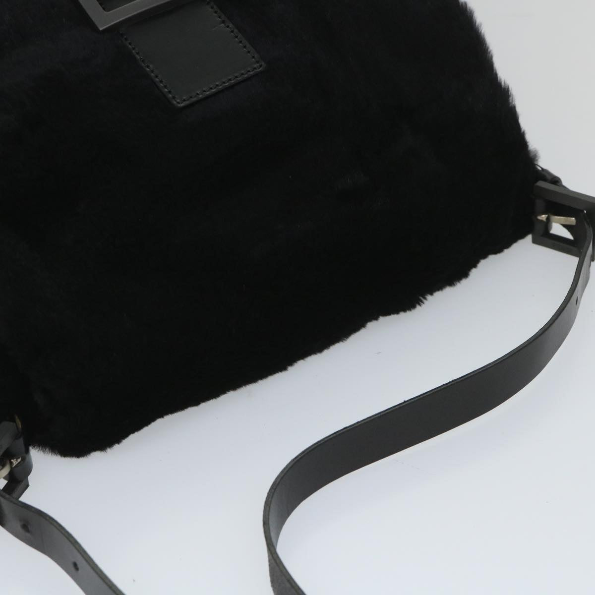 FENDI Mamma Baguette Shoulder Bag Fur Black yk9200