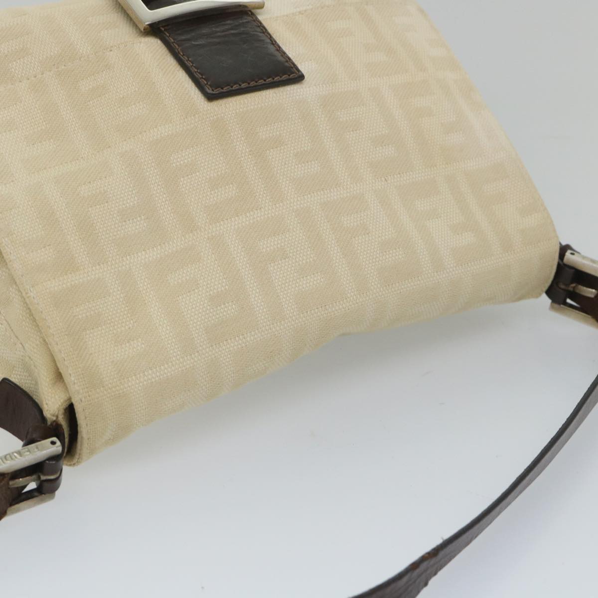 FENDI Zucca Canvas Mamma Baguette Shoulder Bag Beige yk9224