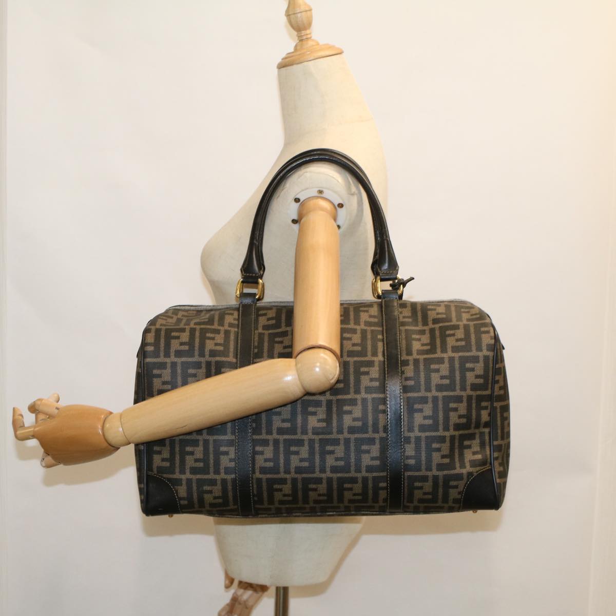 FENDI Zucca Canvas Boston Bag Black Brown 279 255090 049 yk9394