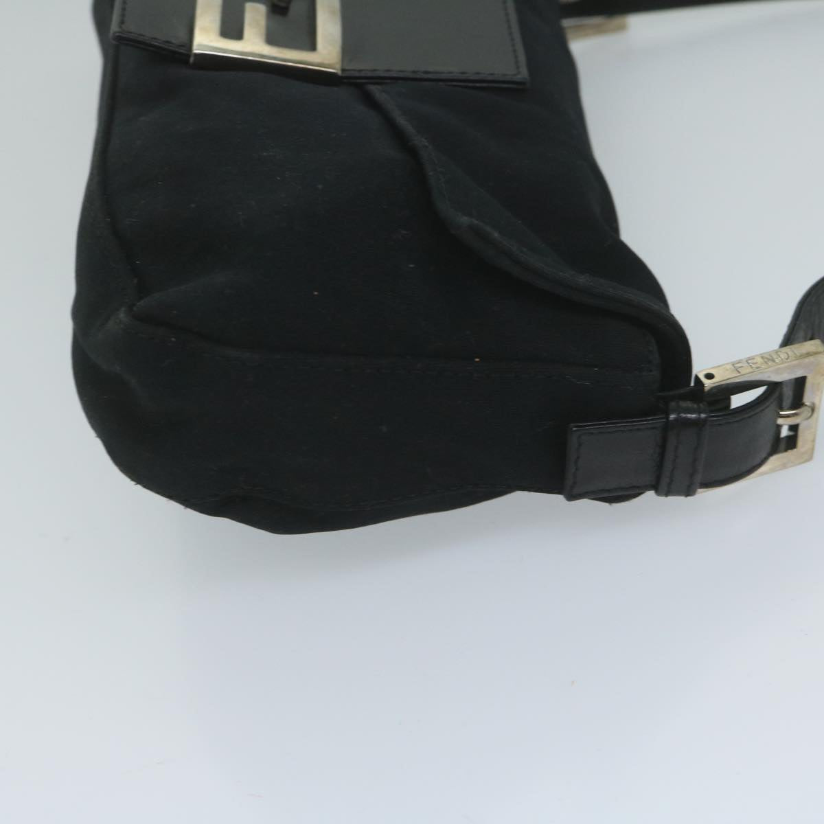 FENDI Mamma Baguette Shoulder Bag Nylon Black 2355 26424 008 yk9685