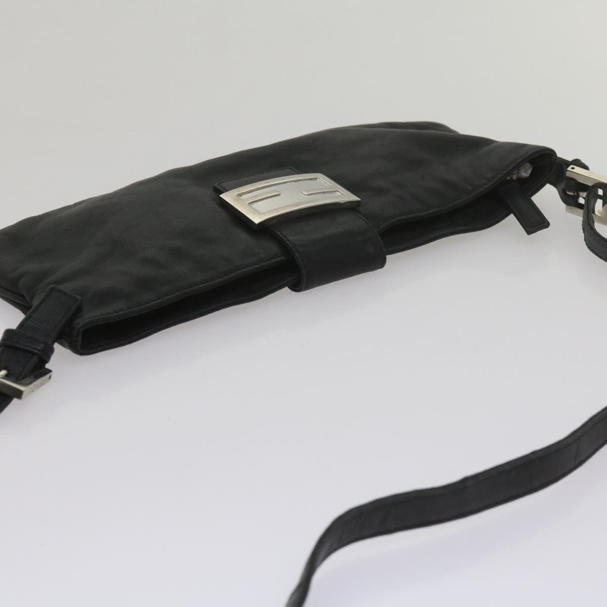 FENDI Shoulder Bag Leather Black 2354 26685 008 yk9728