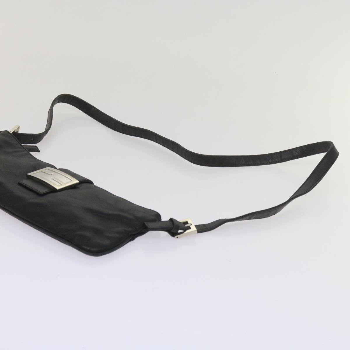FENDI Shoulder Bag Leather Black 2354 26685 008 yk9728