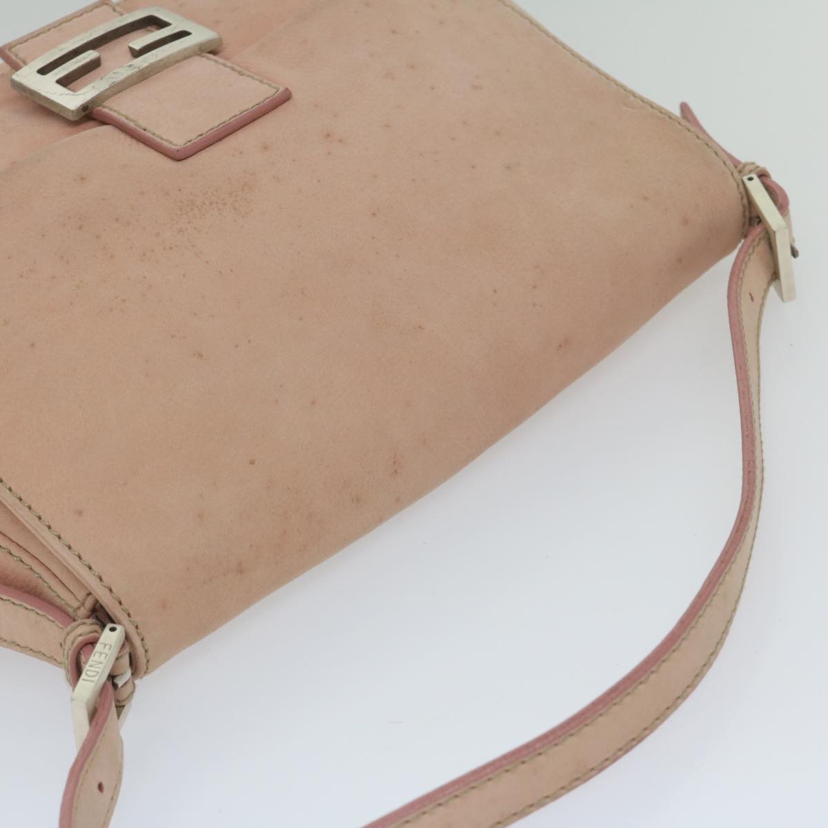 FENDI Mamma Baguette Shoulder Bag Leather Pink yk9735